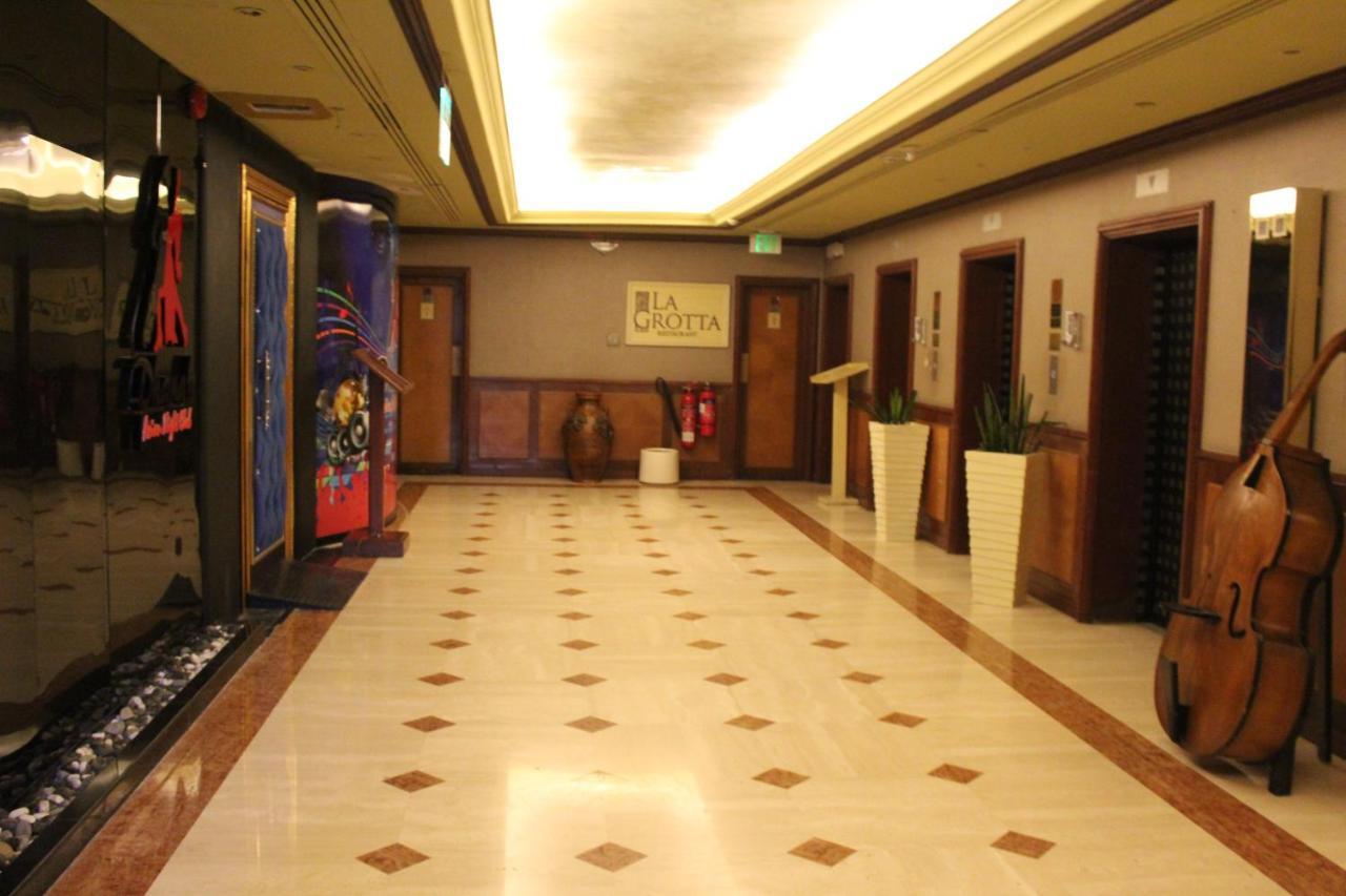 Al Khaleej Palace Deira Hotel Dubái Exterior foto