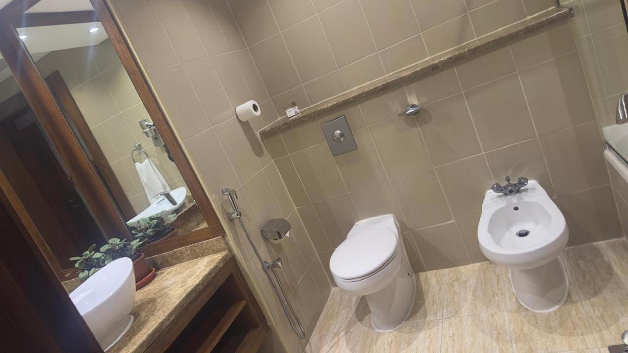 Al Khaleej Palace Deira Hotel Dubái Habitación foto
